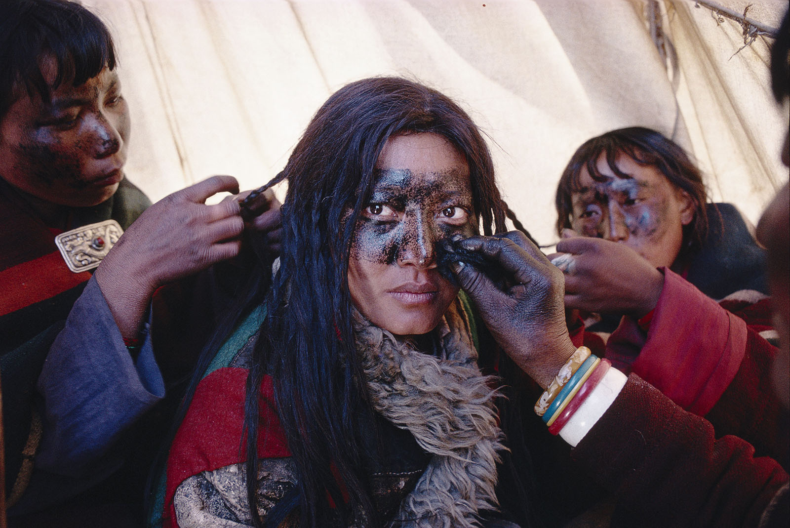 Eric Valli High Himalaya Photos